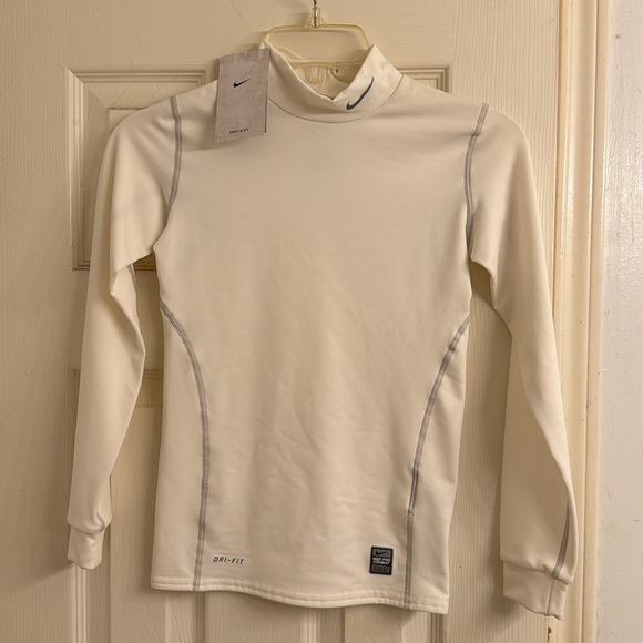 Nike pro combat kids Mock Shirt - Picture 3 of 7